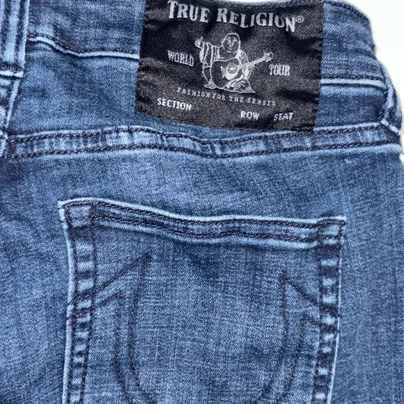 True Religion Denim Becca Mid Rise Bootcut with Signature Pocket Stitching - Picture 4 of 9